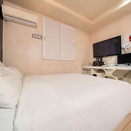 Guri Lexy Hotel Zewnętrze zdjęcie