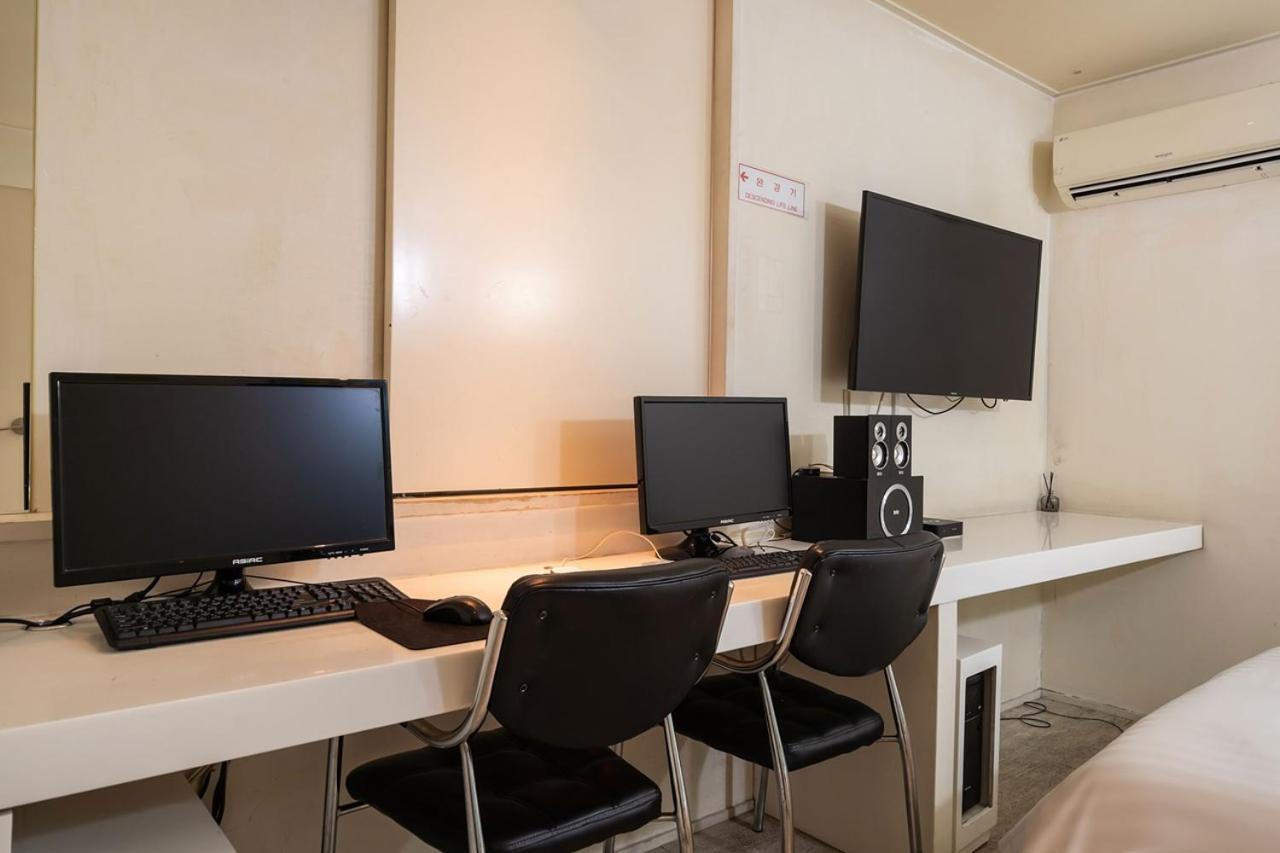 Guri Lexy Hotel Zewnętrze zdjęcie
