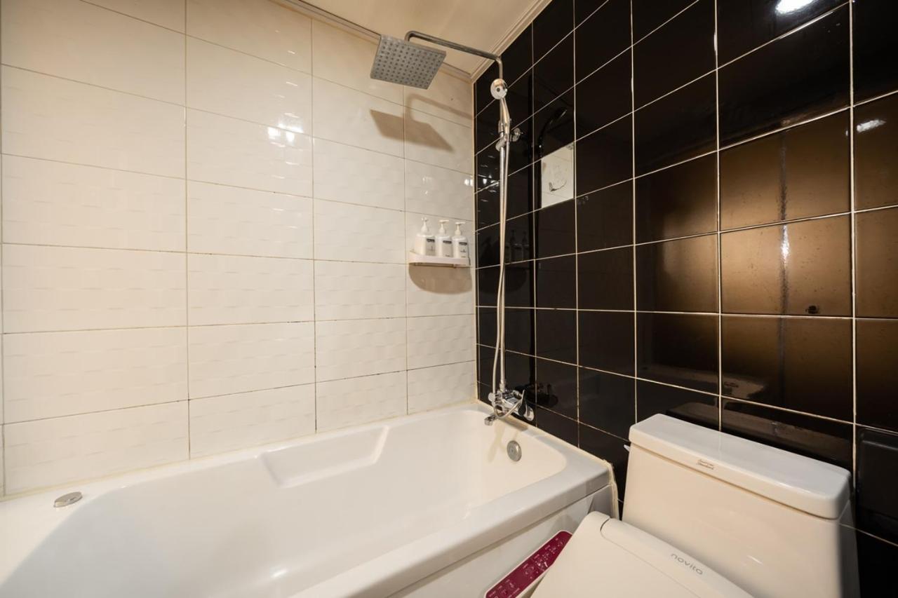 Guri Lexy Hotel Zewnętrze zdjęcie