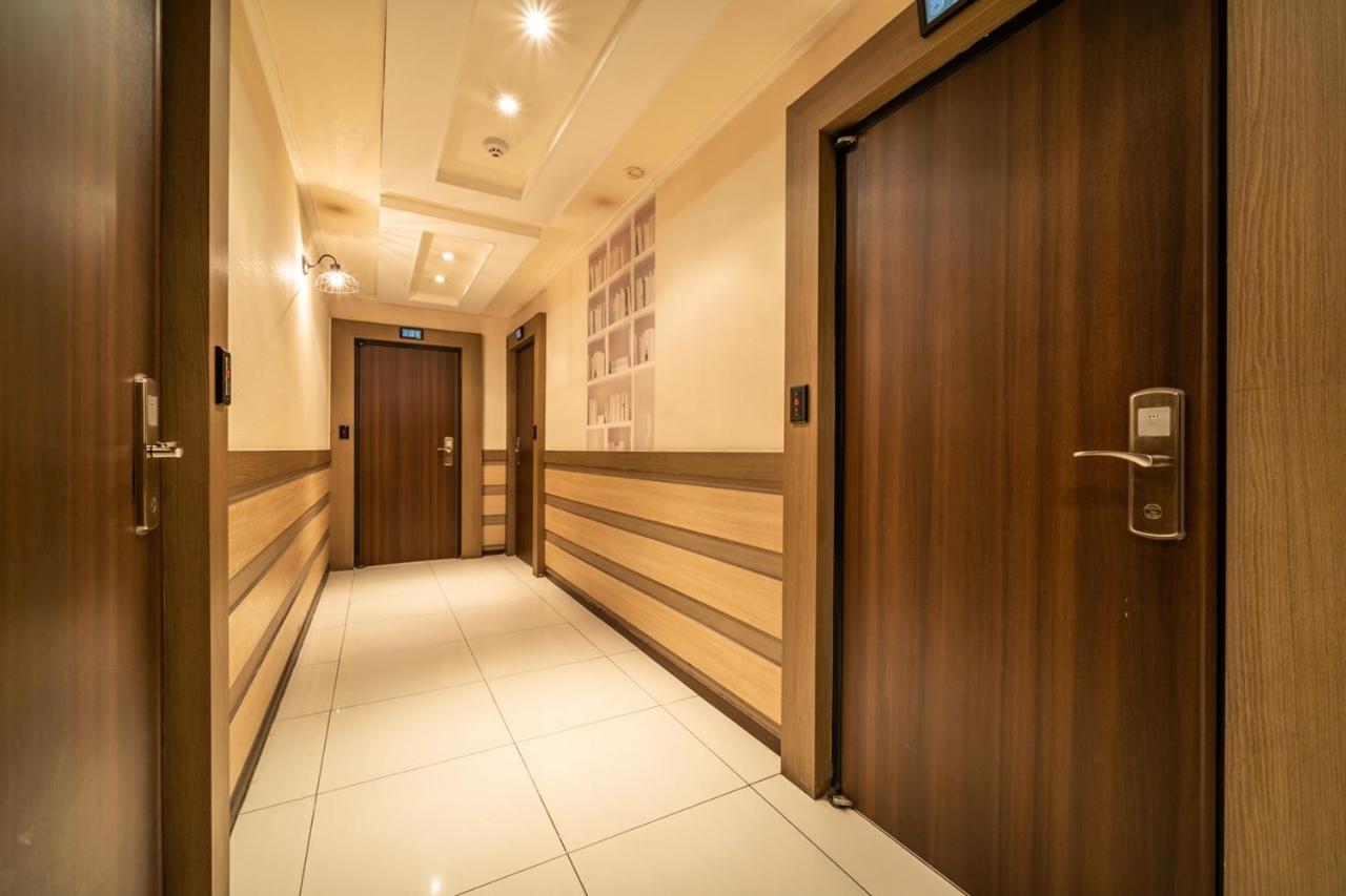 Guri Lexy Hotel Zewnętrze zdjęcie
