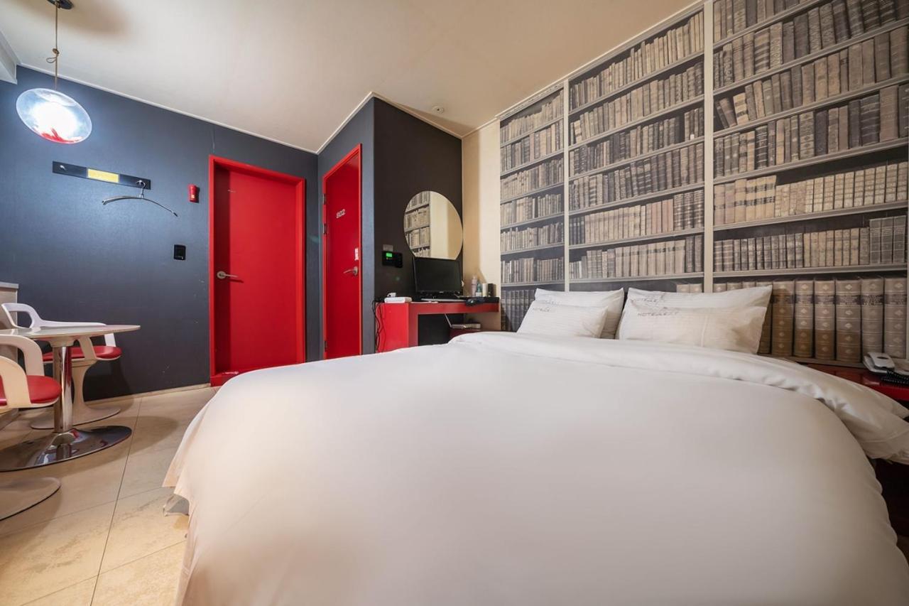 Guri Lexy Hotel Zewnętrze zdjęcie